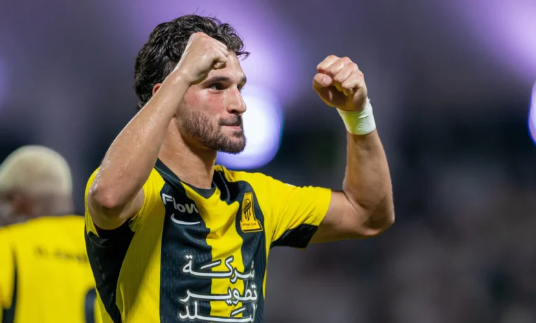 حسام عوار يحتفل خلال فوز الاتحاد على الاتفاق في 20 أكتوبر 2026