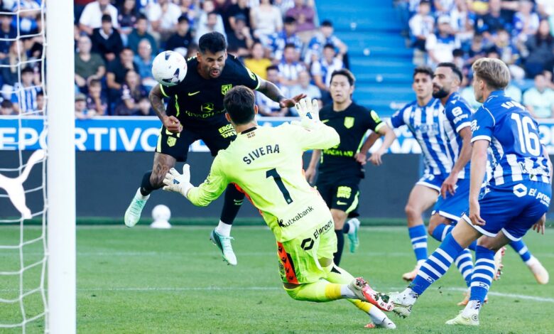 روميرو يحسم فوز أتلتيكو مدريد على ألافيس بهدف متأخر