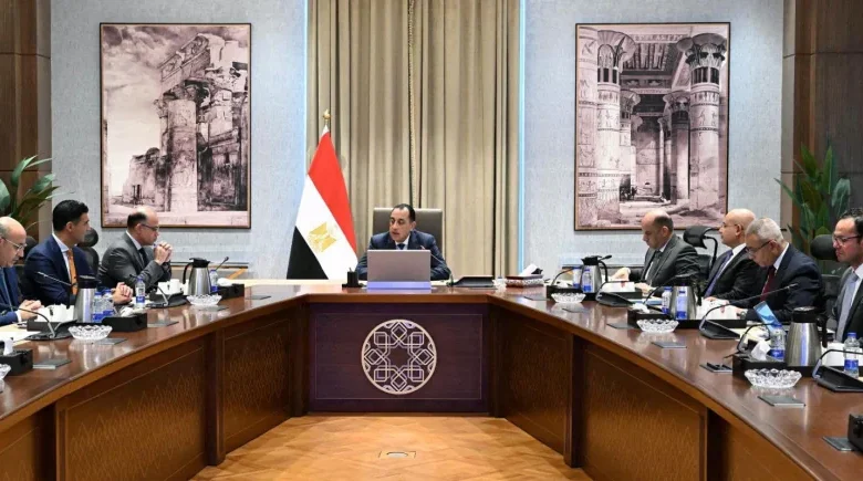 اجتماع حكومي برئاسة مصطفى مدبولي لمناقشة الاستثمار والصناعة