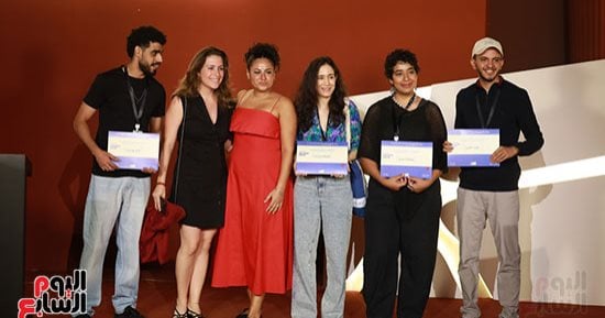 صناع أفلام يتسلمون جوائز سيني جونة لدعم إنتاج الأفلام