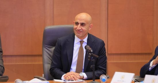 وزير التربية والتعليم محمد عبد اللطيف خلال اجتماع سابق