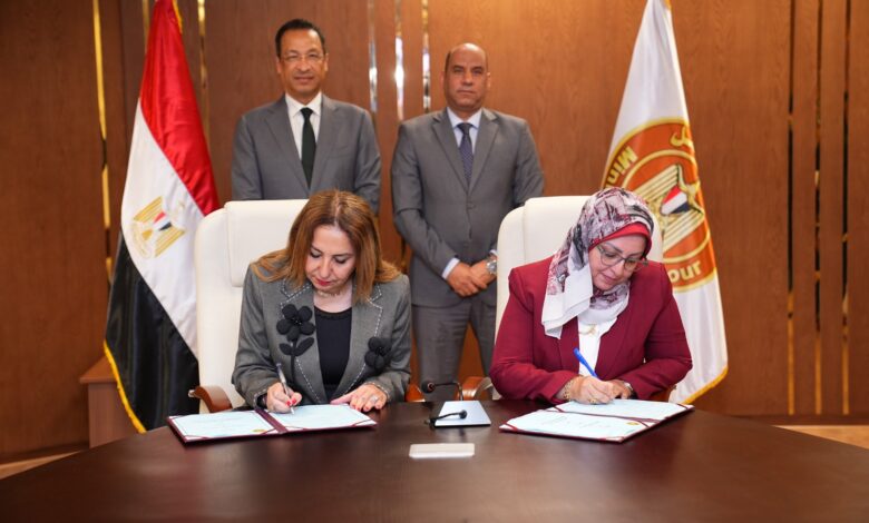 توقيع مذكرة التفاهم بين وزارتي العمل والاتصالات بحضور الوزيرين يوم 8 أكتوبر 2026