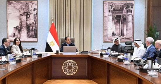 اجتماع رئيس الوزراء بشأن مشروع رأس الحكمة
