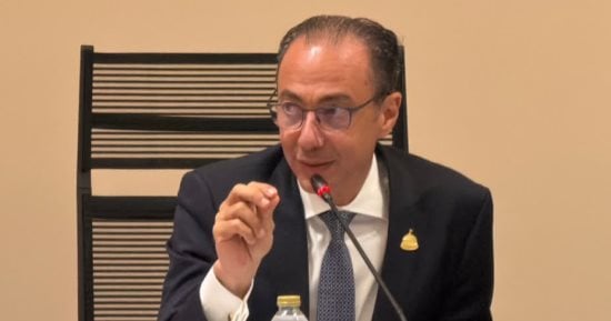 صورة أرشيفية لاجتماع إحدى لجان مجلس النواب المصري