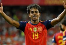 لامين يامال خلال مباراة إسبانيا وكرواتيا في دوري الأمم الأوروبية