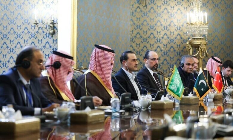 المشاركون في الاجتماع الرباعي بطهران بشأن الأمن الإقليمي